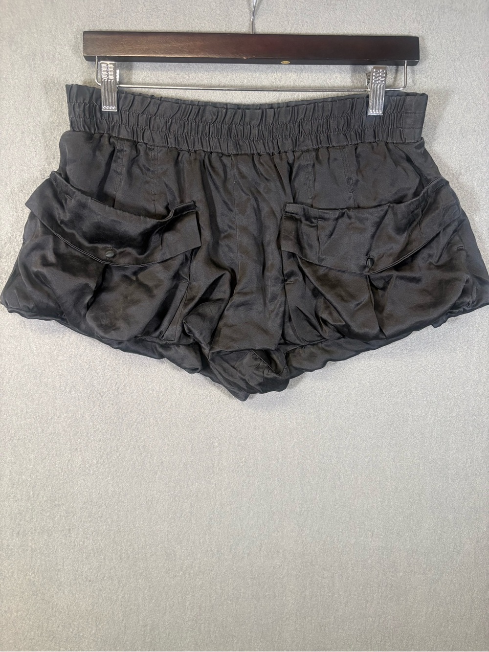 PJK Patterson J. Kincaid "Truffle" 100% Silk Cargo Shorts Black Size Medium